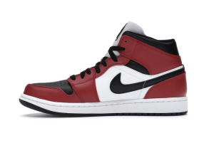 Jordan 1 Mid Chicago Toe